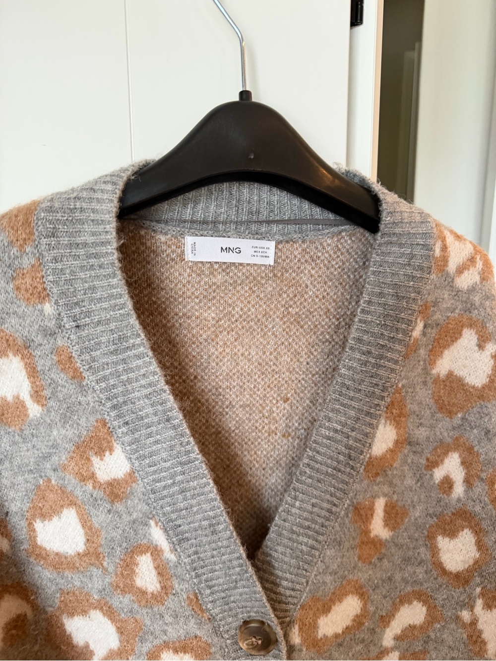 Mango Gray, Camel & Cream Leopard-Print V‑Neck Cardigan - Picture 3 of 4
